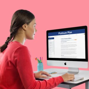 an image showing a woman wearing red long sleeves in front of an apple mac computer looking at YMS chapmans reflexes platinum online flexible self-paced English course plan
